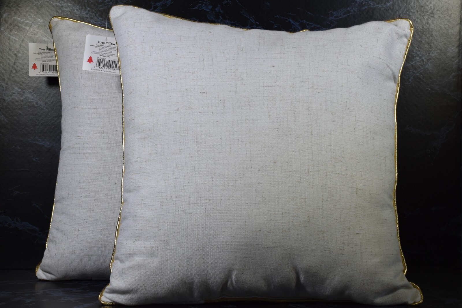 Holiday Toss Pillows Modern Cozy Winter Style Set Of 2 NWT gallery