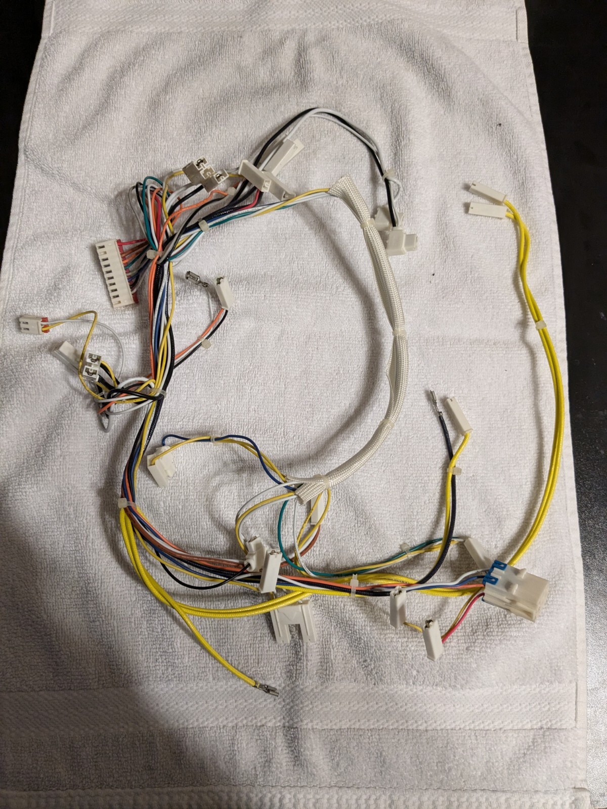 GE Microwave Over the Range OTR Model JVM3160RF9SS Wiring Harness gallery
