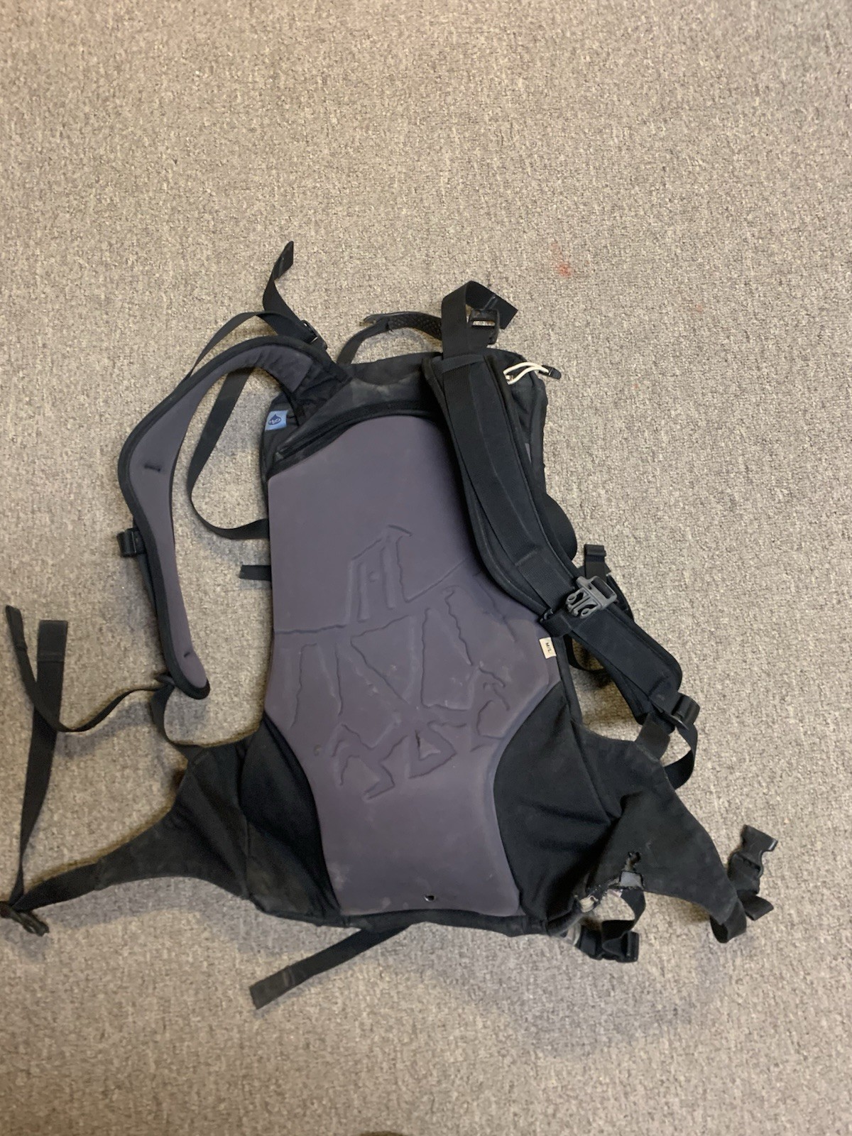Osprey Black Helios 20 Backpack 3