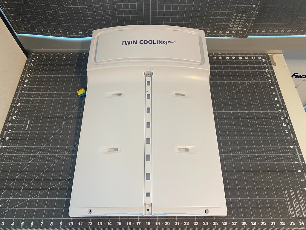 Samsung Refrigerator Evaporator Cover Assembly P# DA82-03588A gallery