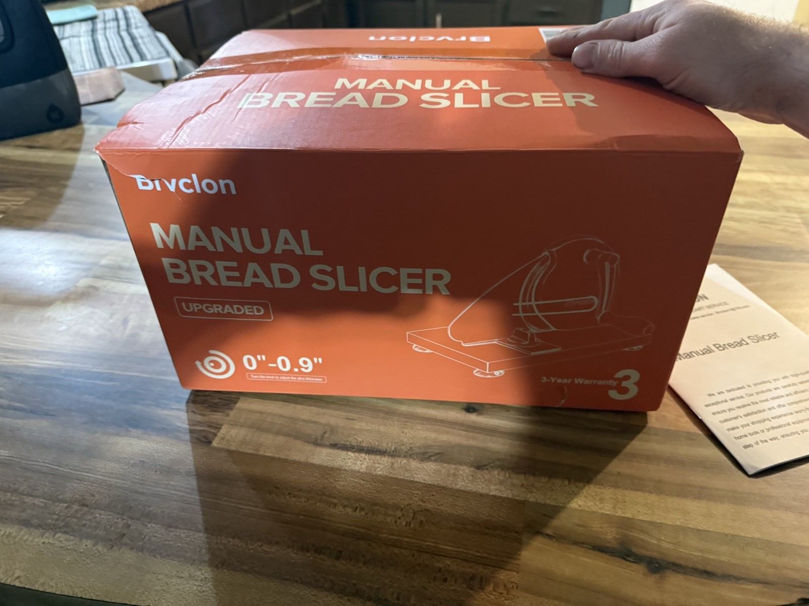Brvclon Manual Bread Slicer Adjustable Thickness Stainless Steel Blade Beige gallery