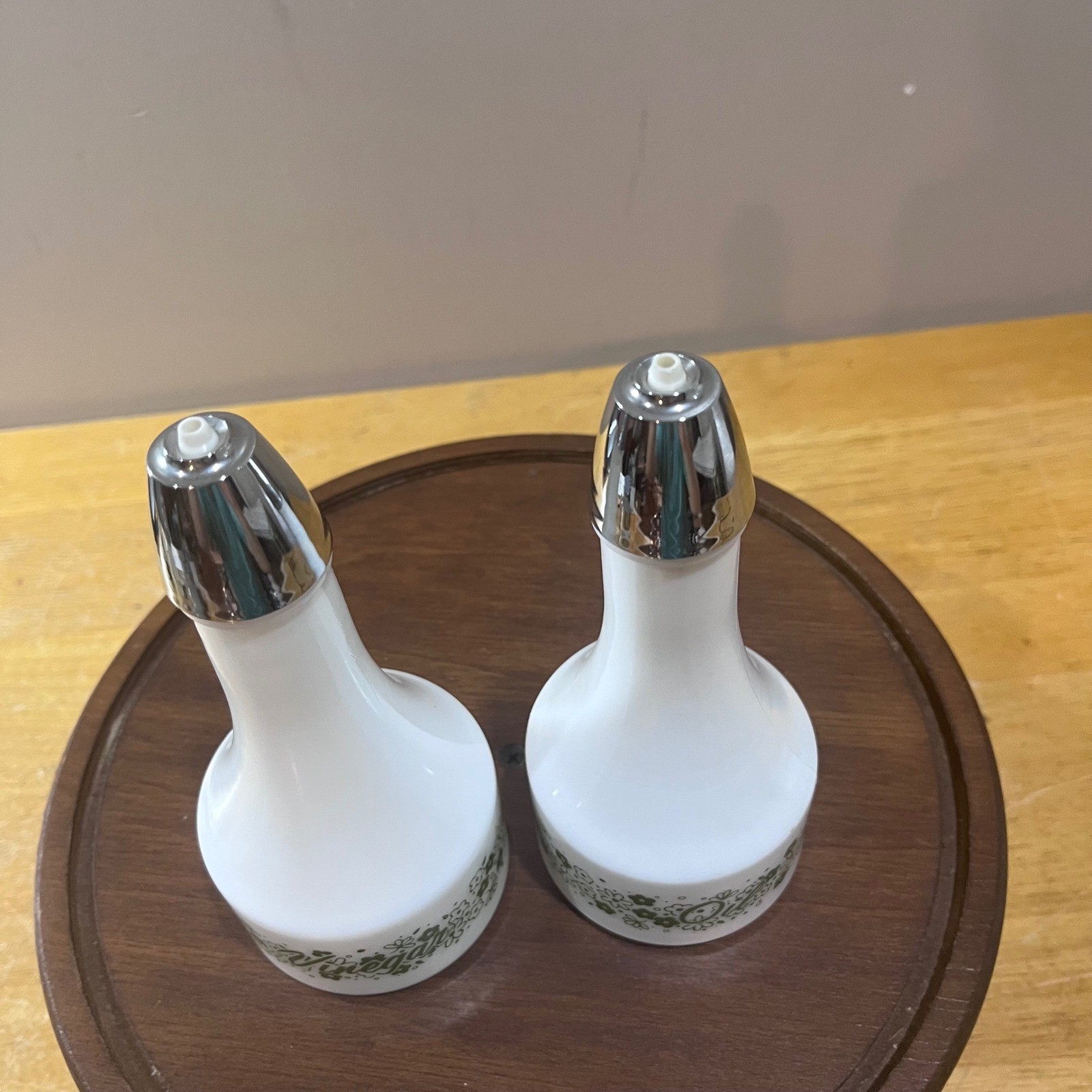 Vtg Pyrex Spring Blossom Green Crazy Daisy Oil Vinegar Cruet Set MCM Milk Glass gallery