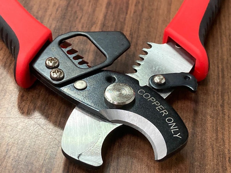 Heavy Duty Cable Cutter & Stripper Cuts Up To 1/0 AWG Strips 8-14 Gauge Wire USA gallery