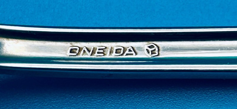 Oneida DAMASK ROSE Iced Tea Spoon 7 1/2" Stainless Flatware BOX/CUBE gallery