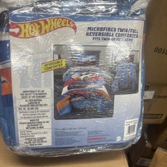 Vibrant Hot Wheels Reversible Comforter for Kids – 86″ x 72″ Twin/Full Size NEW