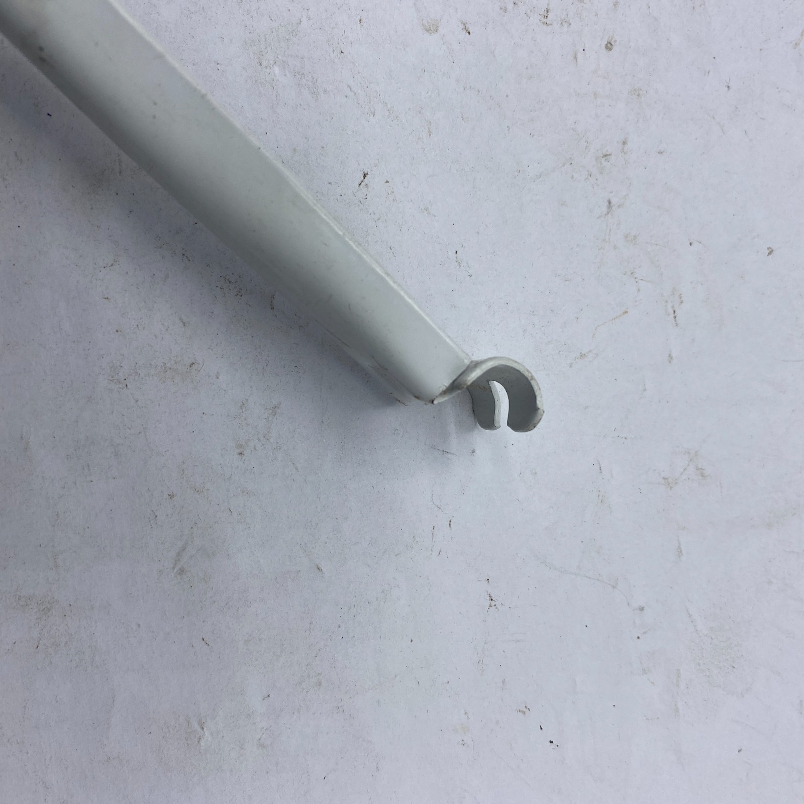 Support Brackets for Wire Shelving, Wire Shelf, White, 16 inch (40 cm) gallery