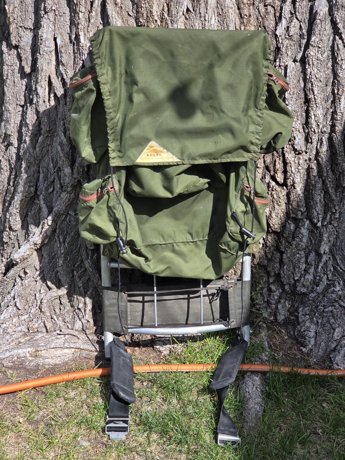 VTG Army Grean KELTY PACK Hiking Backpack 31” External Frame