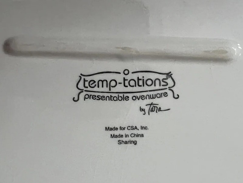 Temptations By Tara Serving Baking Casserole Dish Hearts Pattern Carrier Trivet gallery