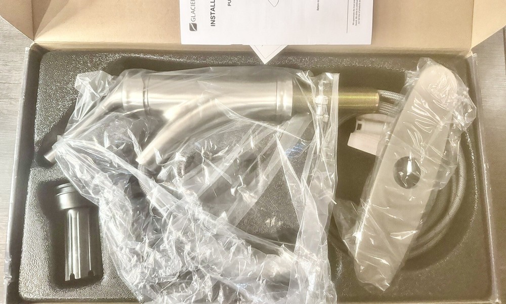 Hemming Glacier Bay Pull-Out Sprayer Kitchen Faucet Stainless Steel FP3C0001SP