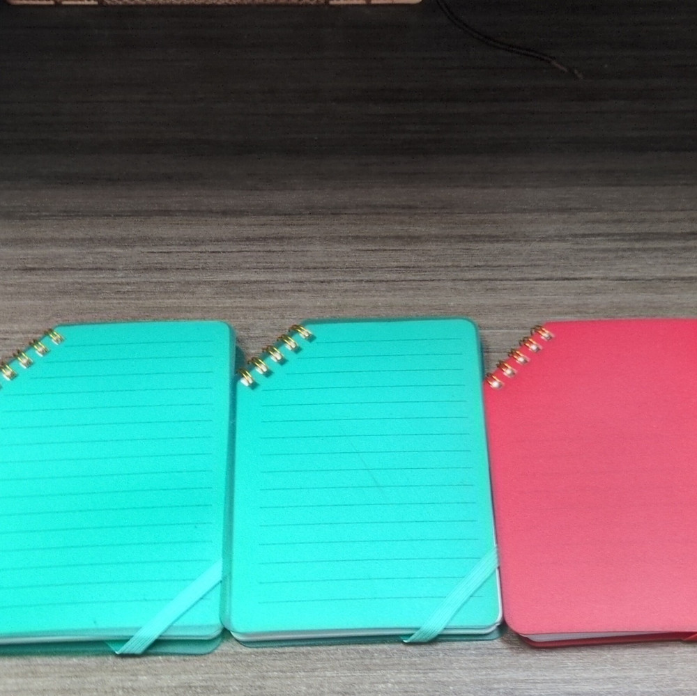 A6 Spiral Bound Lined Notebooks with Elastic Band Closure, Solid Green & Pink