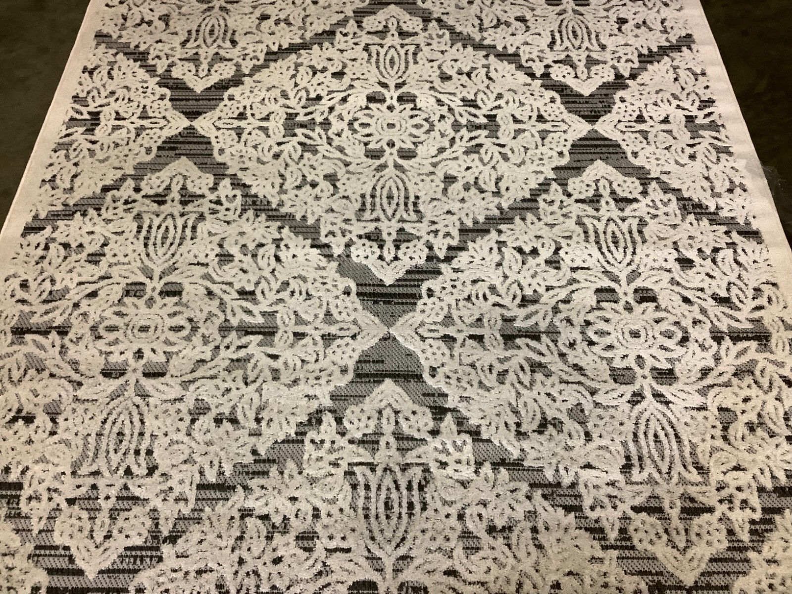 IVORY / GREY 6' X 9' Back Stain Rug, Reduced Price 1172663816 CBN660A-6 gallery