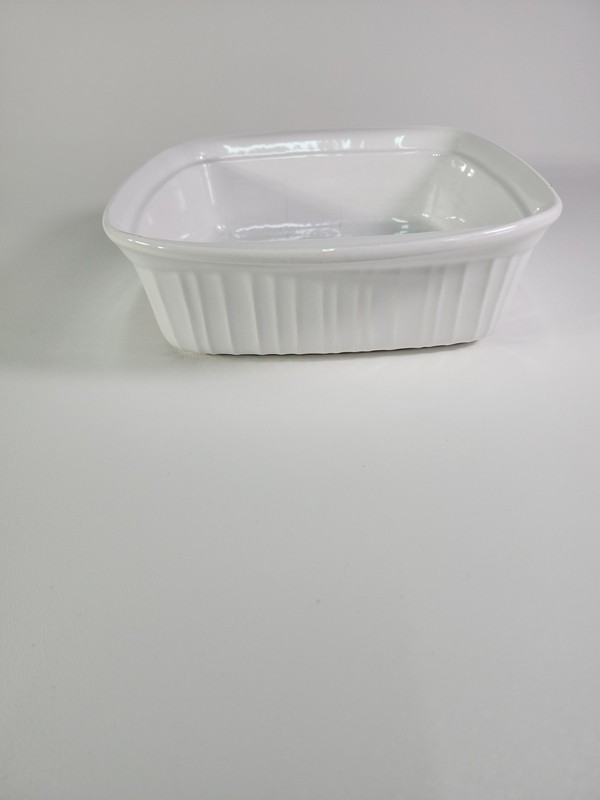 This is a Corning Ware French White square casserole baking dish 8×8 gallery