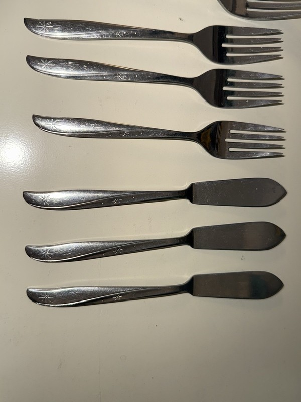 Oneida Community “TWIN STAR” Stainless Flatware Atomic Starburst~MCM~Lot 10 Pcs gallery