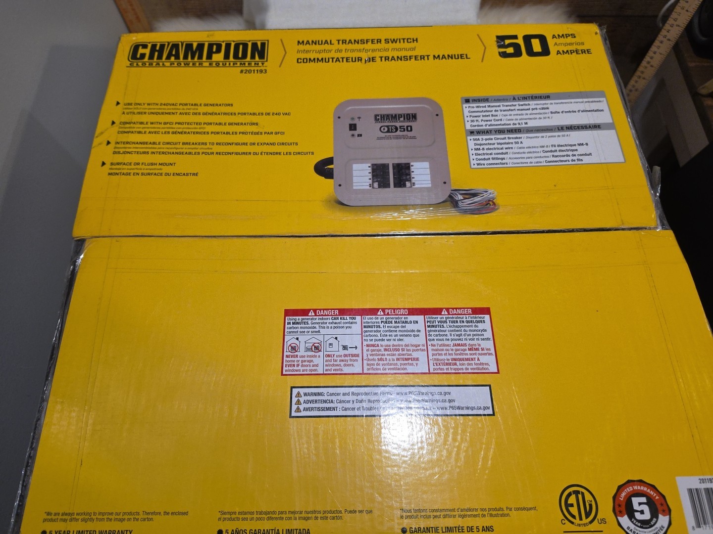 Champion 201193 50-Amp Manual Transfer Switch Prewired With 10 Circuits gallery