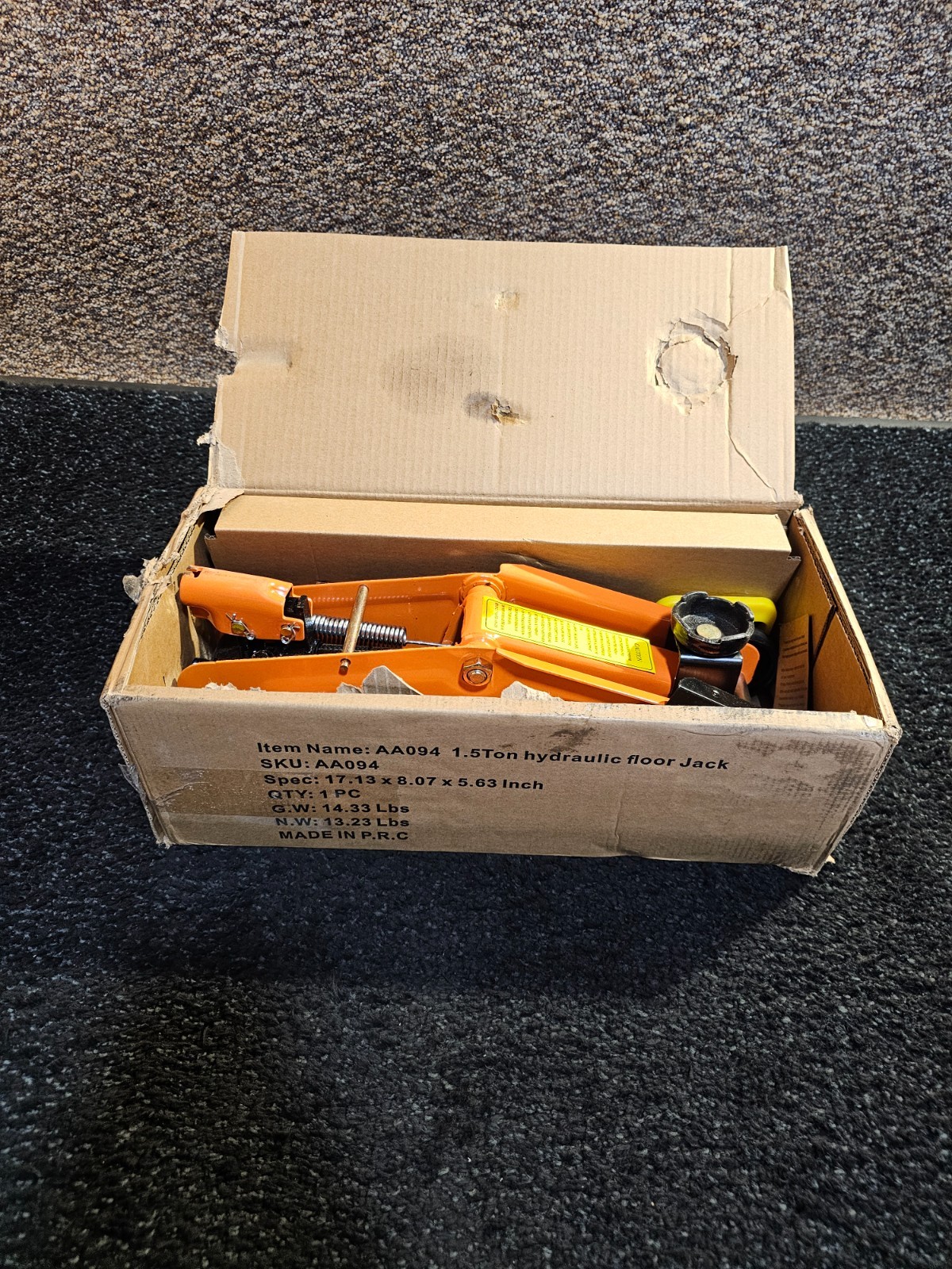 AA094 Hydraulic Low Profile Steel Floor Jack 1.5 Ton (3300 lbs) Capacity, Orange gallery