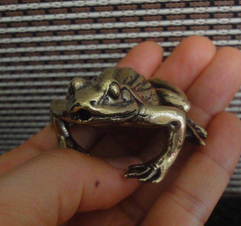 Vintage Style Solid Brass Copper Frog Figurine Statue Knick Knacks gallery