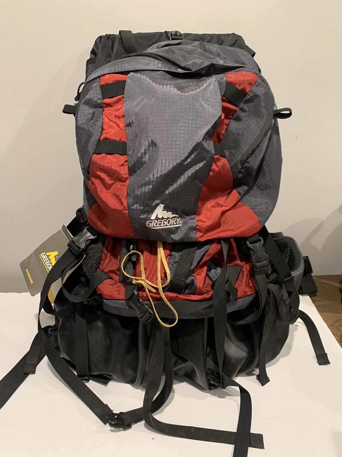 Gregory Backpacking Rambler 60, Hiking, Camping Backpack, Size M