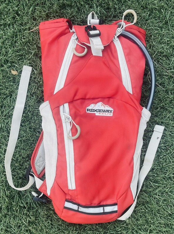 Kelty Ridgeway Hydration Daypack Red Gray Black with Bladder Monarch 5L PreOwned