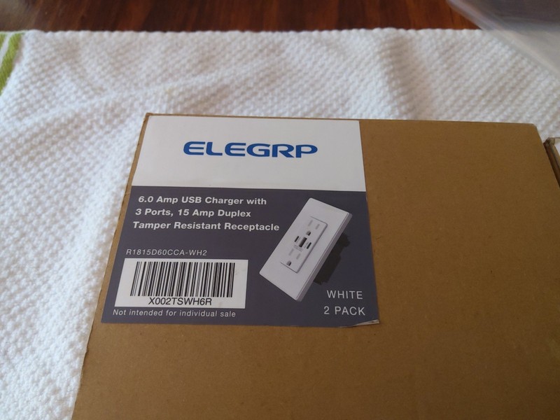 4 ELEGRP USB Outlets, USB-A and 2 USB-C Ports, New, White, R1815D60CCA-WH gallery