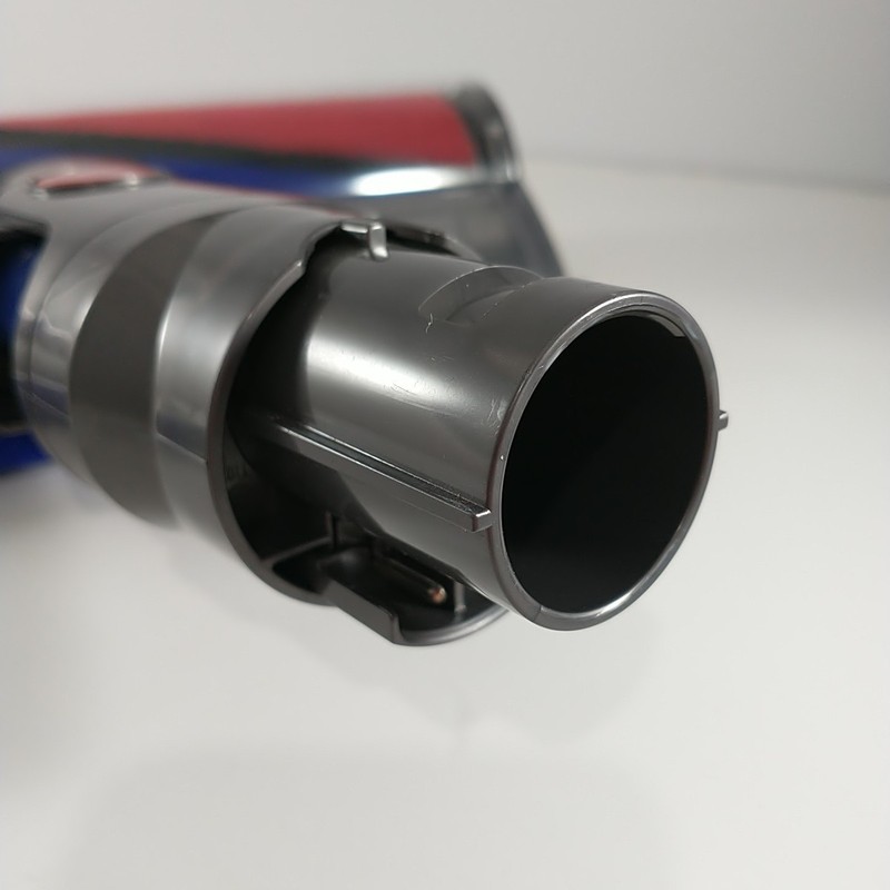Genuine Dyson V8 Soft Roller “Fluffy” Cleaner Head — OEM 966489-11 (966489-04) gallery