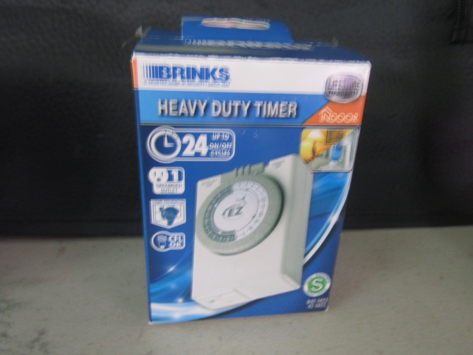 Brinks Heavy Duty Timer NEW NIB Indoor Use 24 D42-1023 Grounded Outlet gallery
