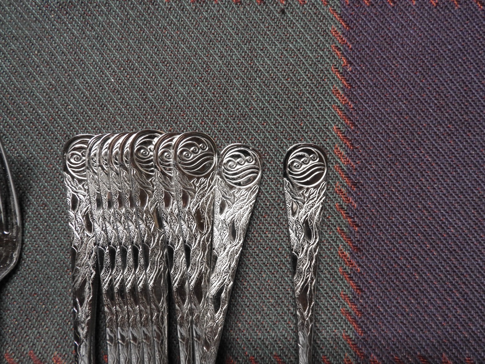 12 Liberty Tabletop, USA - Salad Forks - 7 in. - Earth - NEW 2nd gallery
