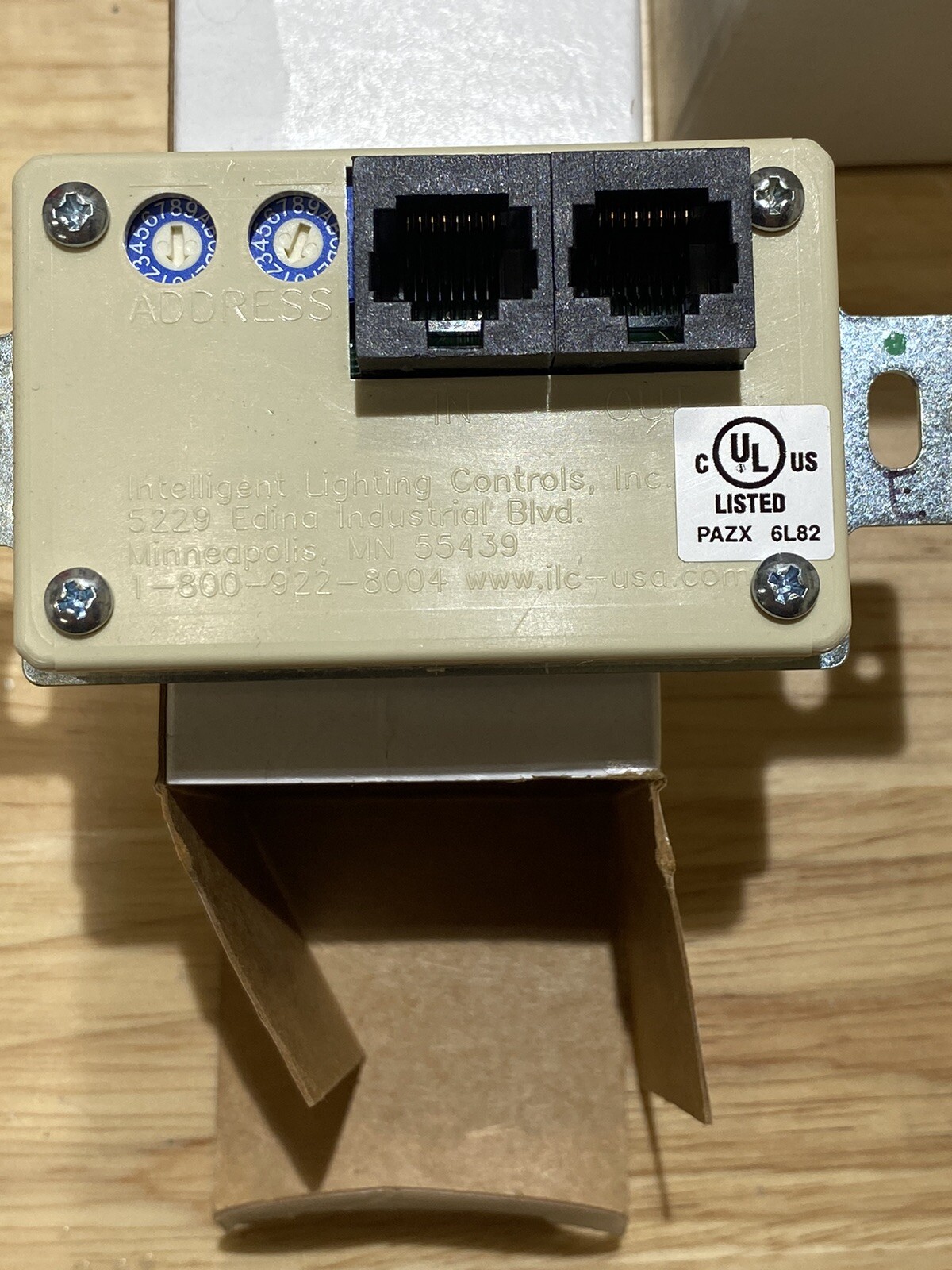 ILC Light Sync Control Devices G2 Ivory 5 Button Push Switch LS-G2-IV-5-MZG3zn  gallery