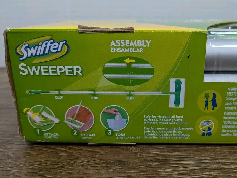 Swiffer Sweeper Duster Starter Kit 3 in 1 Sweeper 6 Dry 4 Wet Mop Dust Brand New gallery