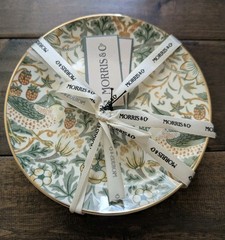 Set Pack 4 William Morris & Co Bird “Strawberry Thief” Appetizer Salad Plates