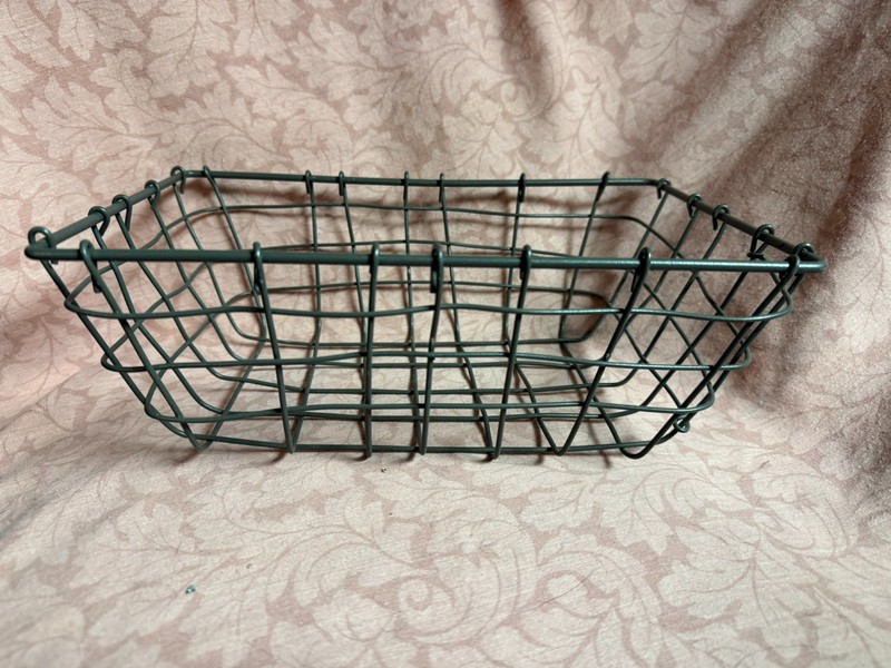 Primitive Free Form Wire 11" Basket Rectangular Industrial Farmhouse Style gallery
