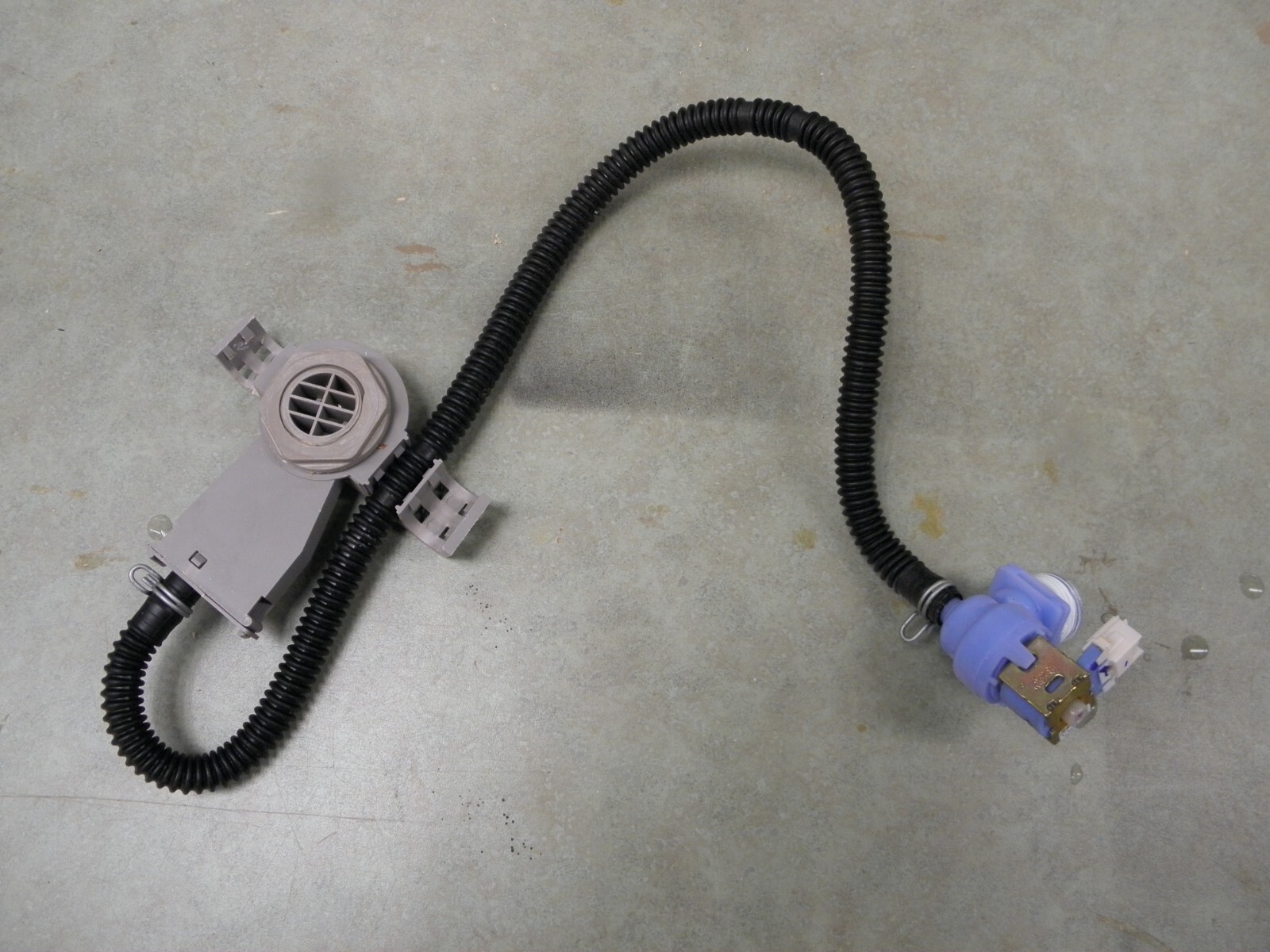 Whirlpool Dishwasher Water Inlet OEM Part WPW10195536 Model WDT970SAHZ0 gallery