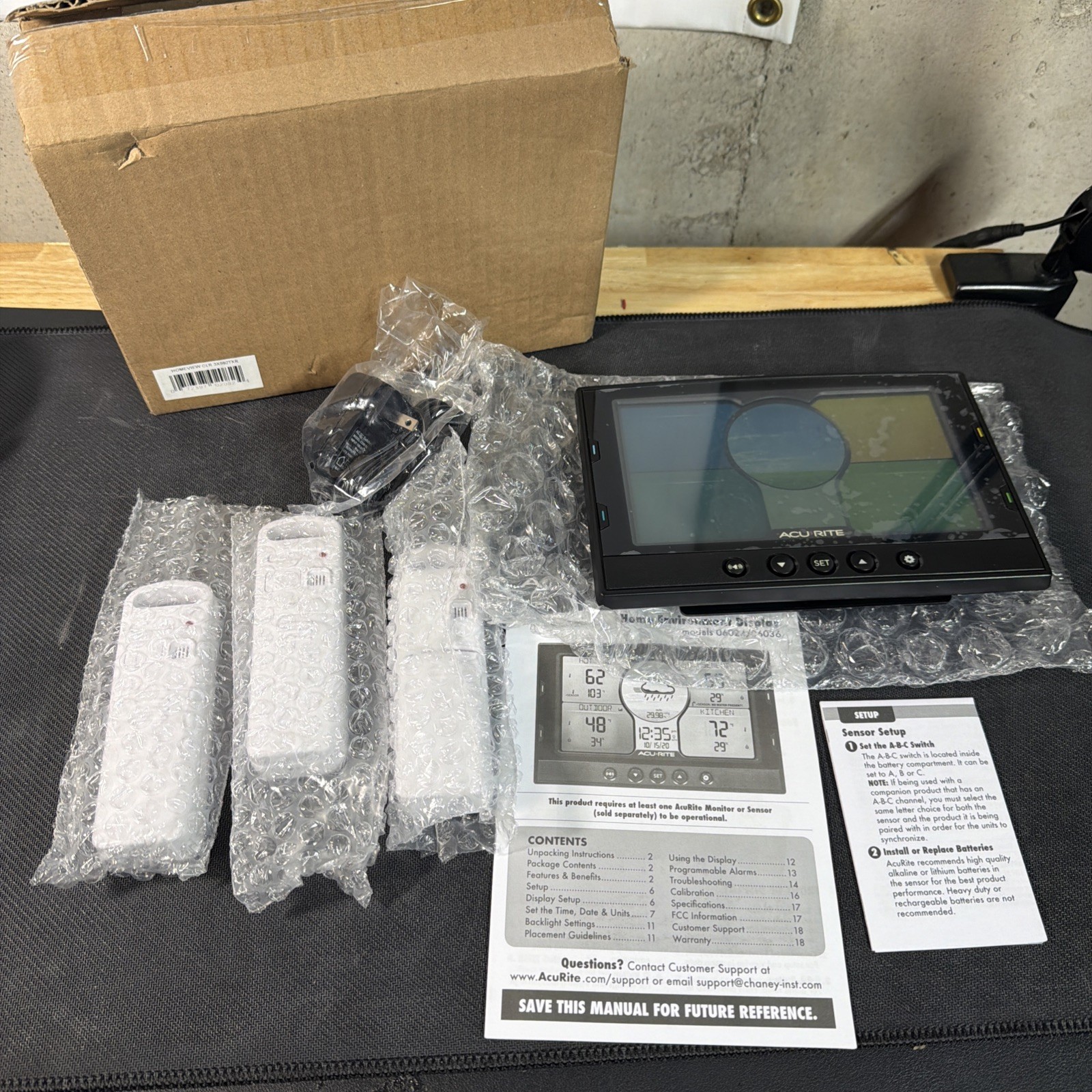 NEW! AcuRite Multi-Room Weather Station with Wireless Indoor/Outdoor Thermometer gallery