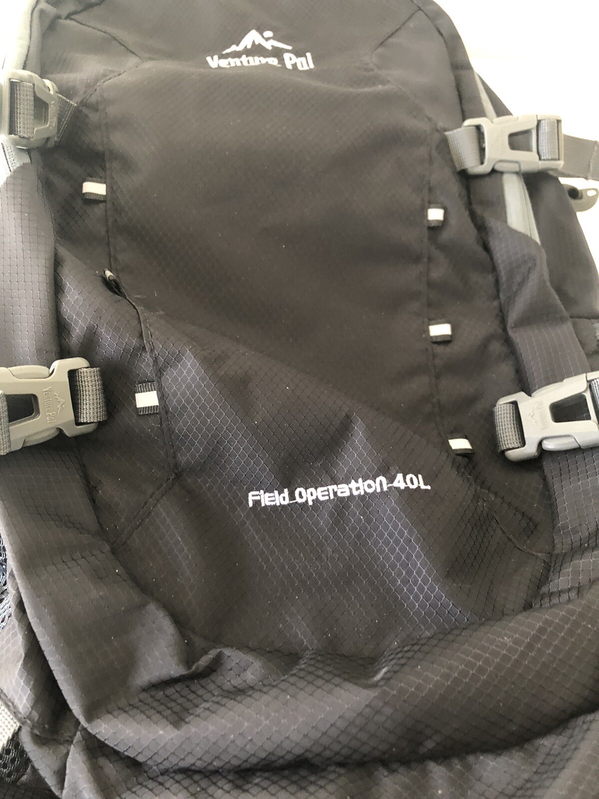 BackPack Venture Pal Field Operation 40L Daypack Backpack Black Packable 3