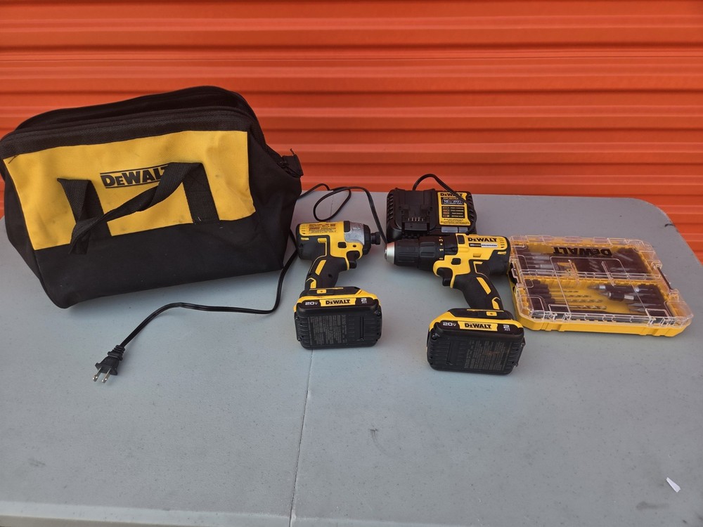 DeWALT DCK277 20V MAX Brushless Drill & Impact Driver Combo Kit