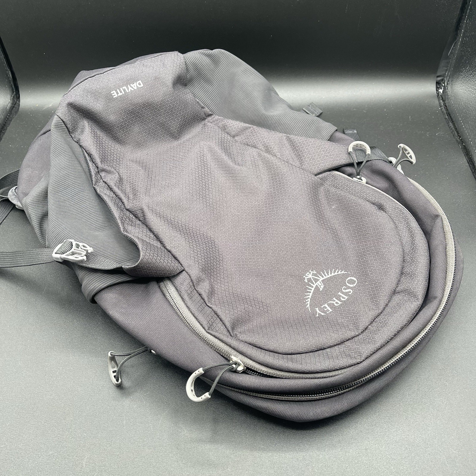 Osprey Daylite Pack / Hydration Backpack Airscape - Black - Great Condition! 5