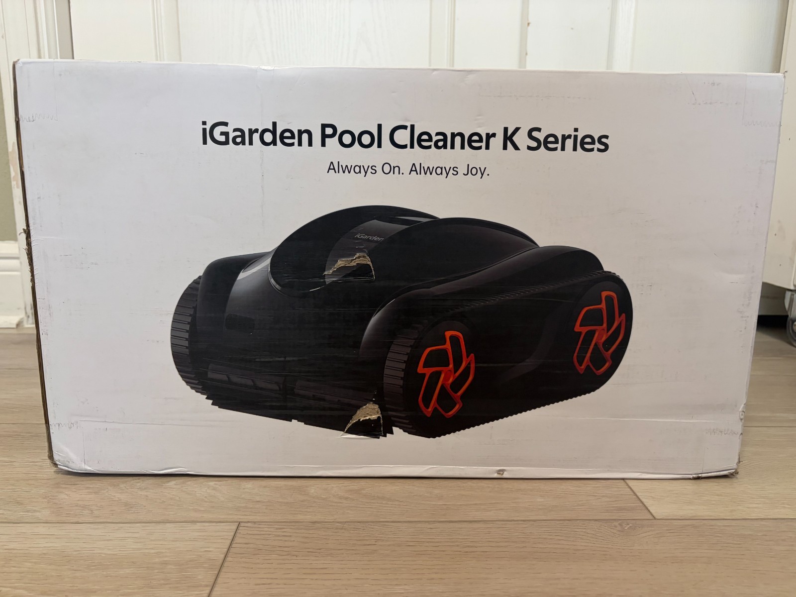iGarden Pool Cleaner K Series Model K70 Cordless Robotic Pool 7 Hours of Battery gallery
