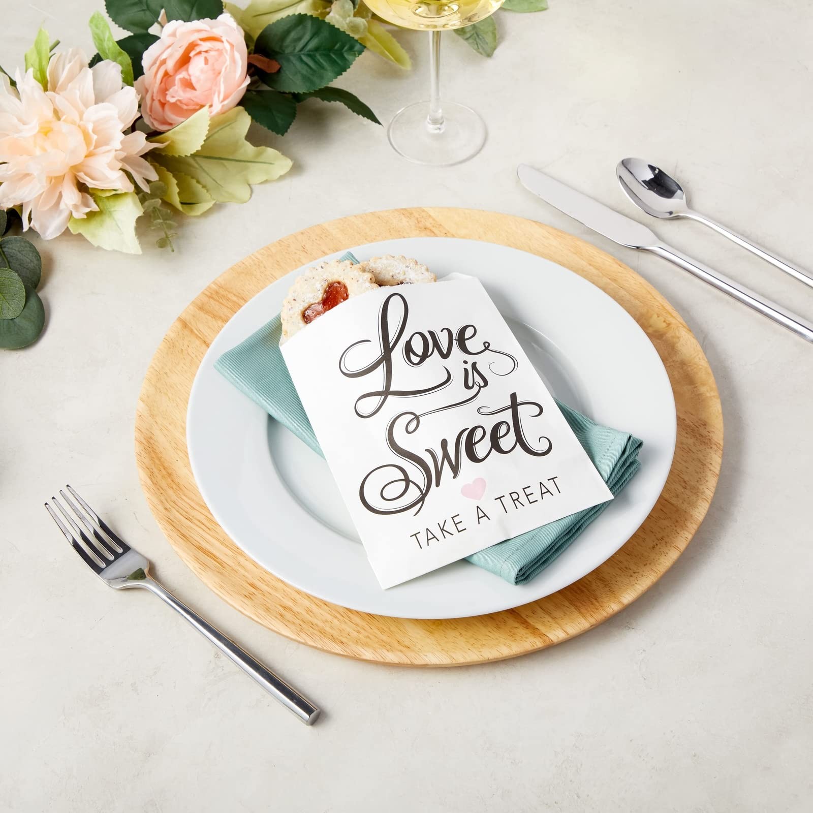 Sparkle and Bash Love Is Sweet Paper Treat Bags 1 count (Pack of 100), white gallery