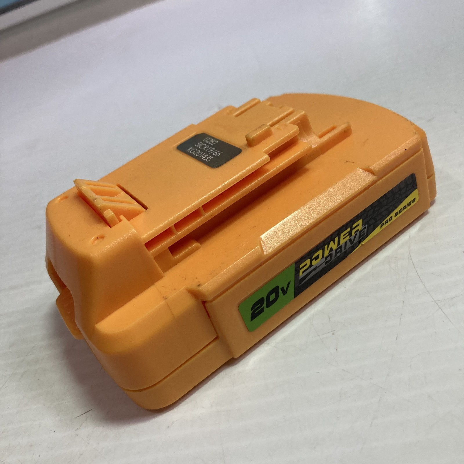 Power Drive Pro Series 20V Li-Ion Battery 1.5Ah Yellow U282 KG20143S gallery