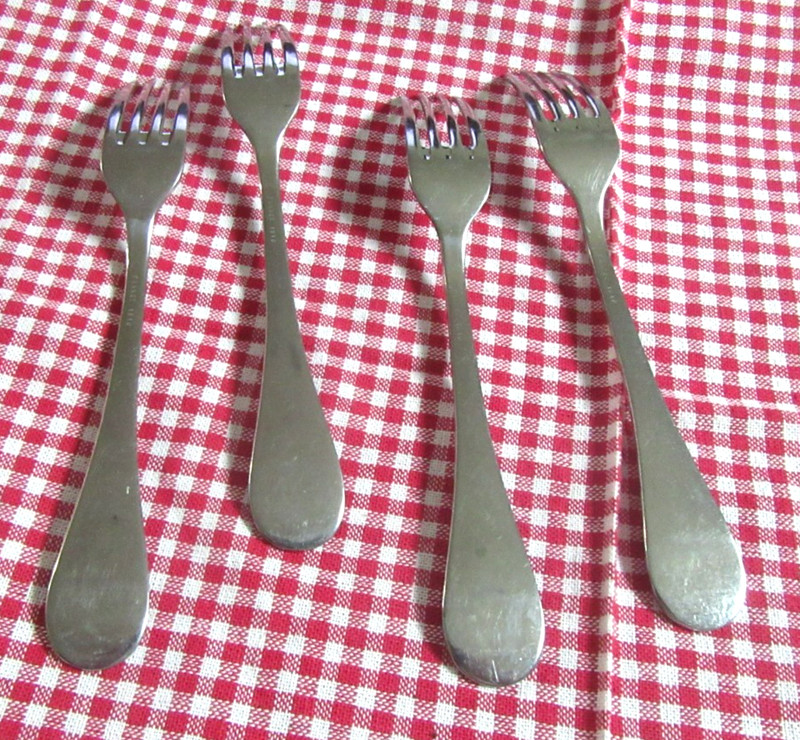 Williams Sonoma Stainless MORGAN 18/10 4 - Salad Fork 7 1/4 in FRANCE gallery