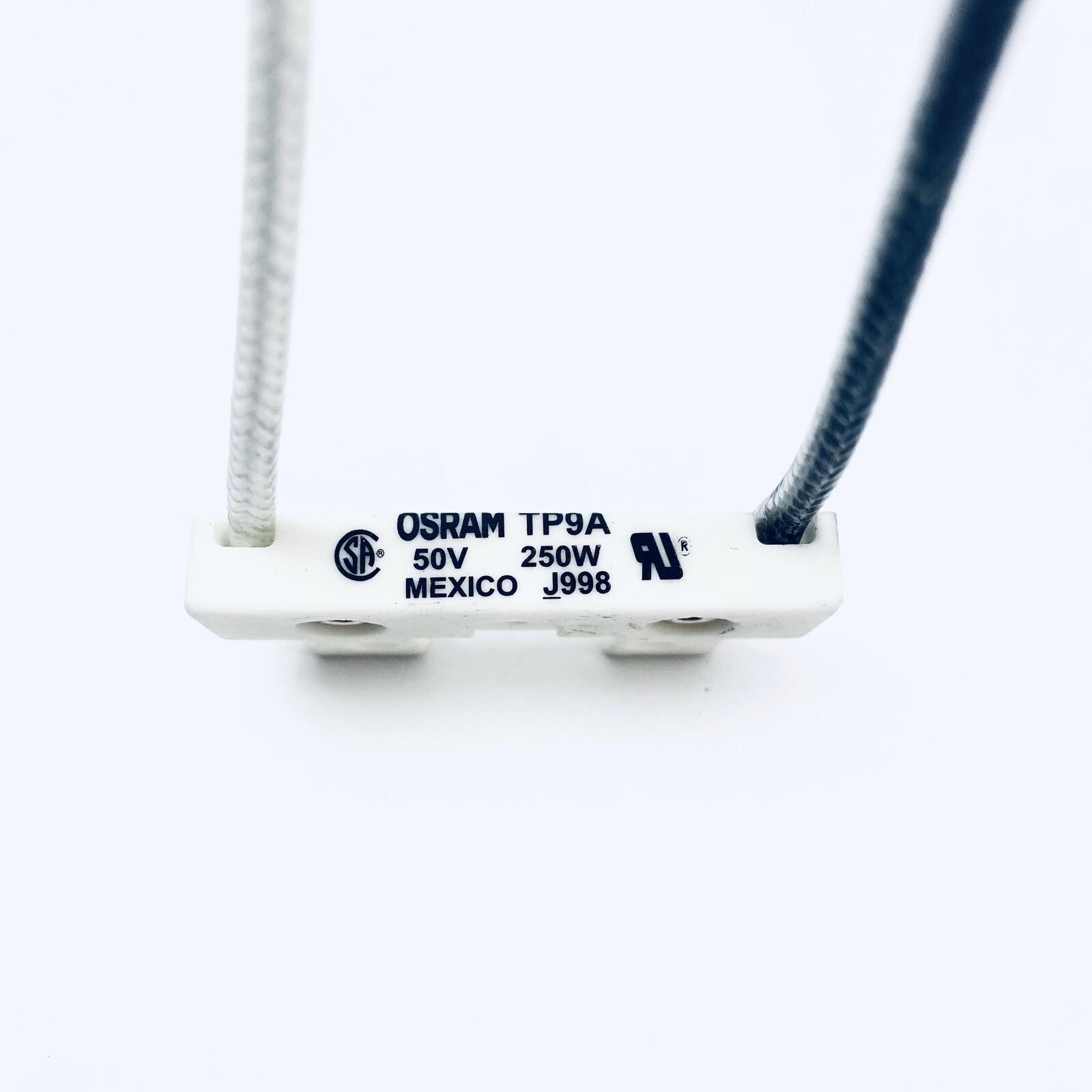 OSRAM LAMP HOLDER TP9A 8IN / 18GA / ULSF2, 50V, 250W gallery