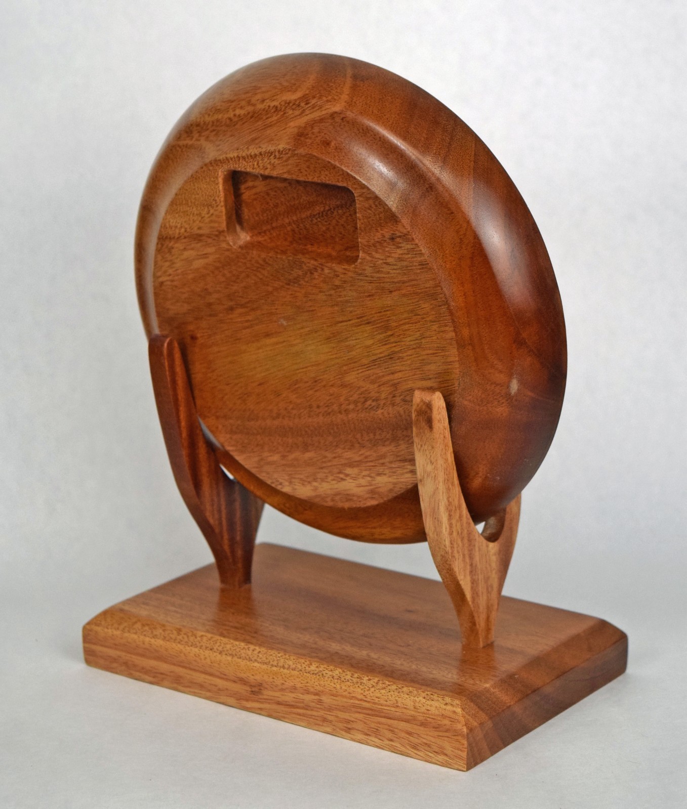 Mahogany Plate (10 Count) - Small Round – 8″ Display Size (Priced for Resale) gallery