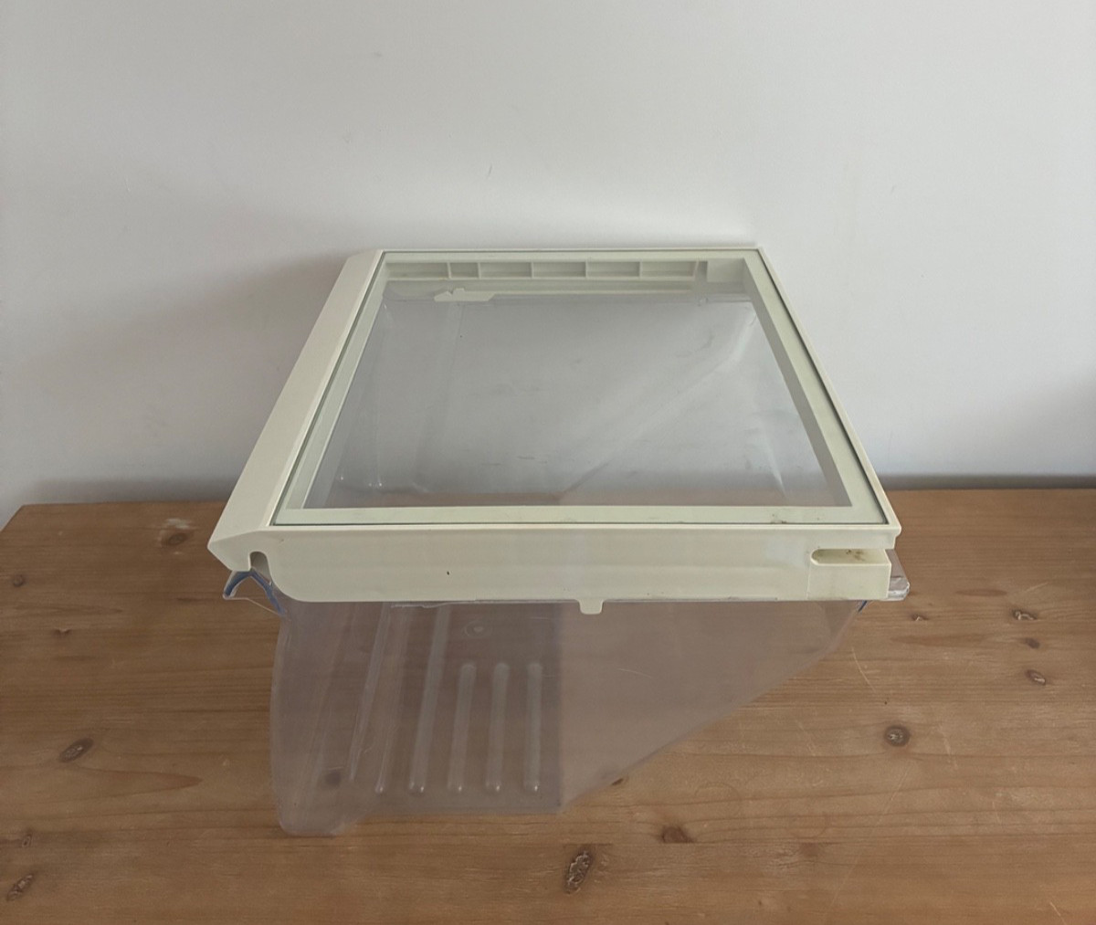 Whirlpool Deli Drawer Part # WP2188664 & Cover # W10508993 w/ Glass # W10864399 gallery