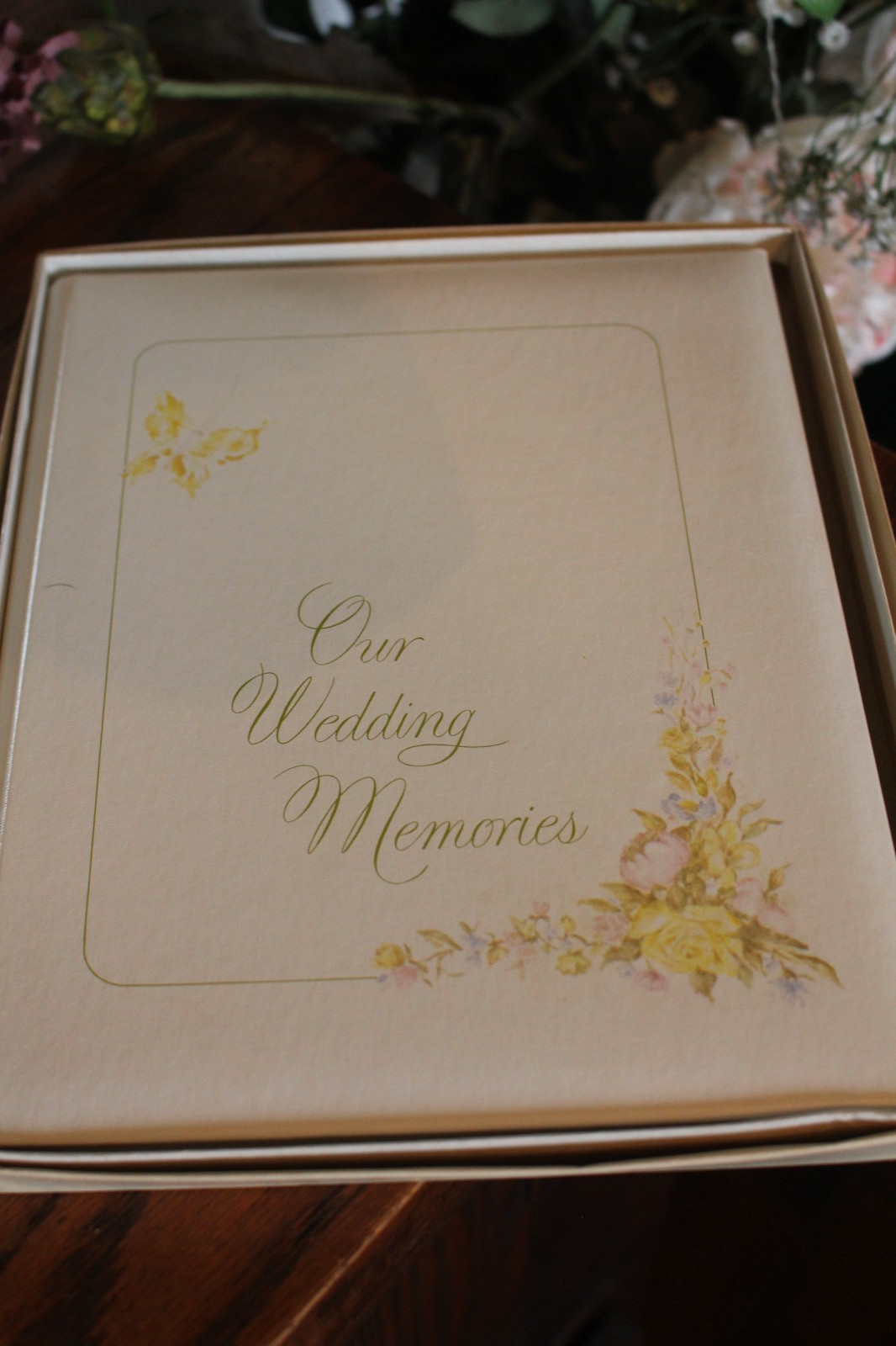 Vintage Our Wedding Memory Book w/ Box C.R. Gibson 1977 "Our Wedding Memories" gallery