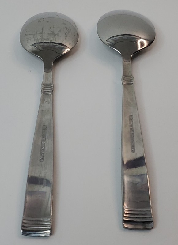 Pfaltzgraff Dinner Soup Spoon 7.5" long Flatware 2 Count 18/0 Stainless gallery
