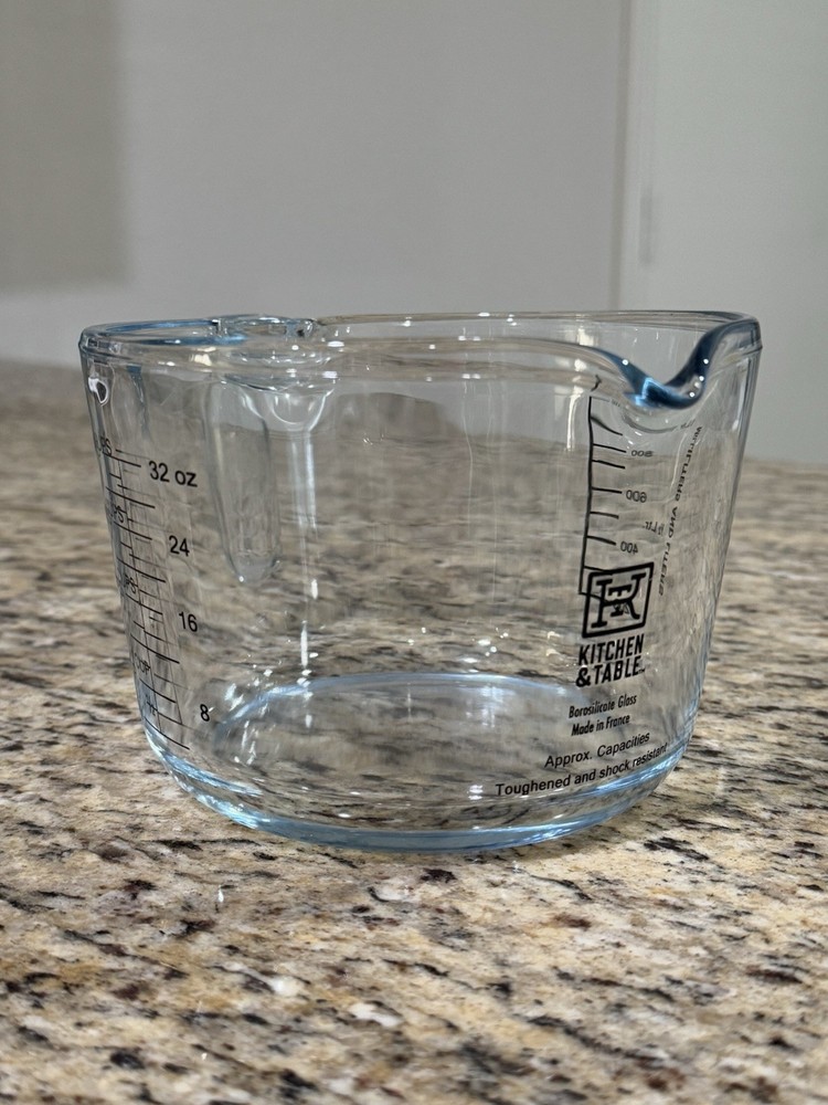 Kitchen & Table Borosilicate Glass Measuring Cup (4 Cups)