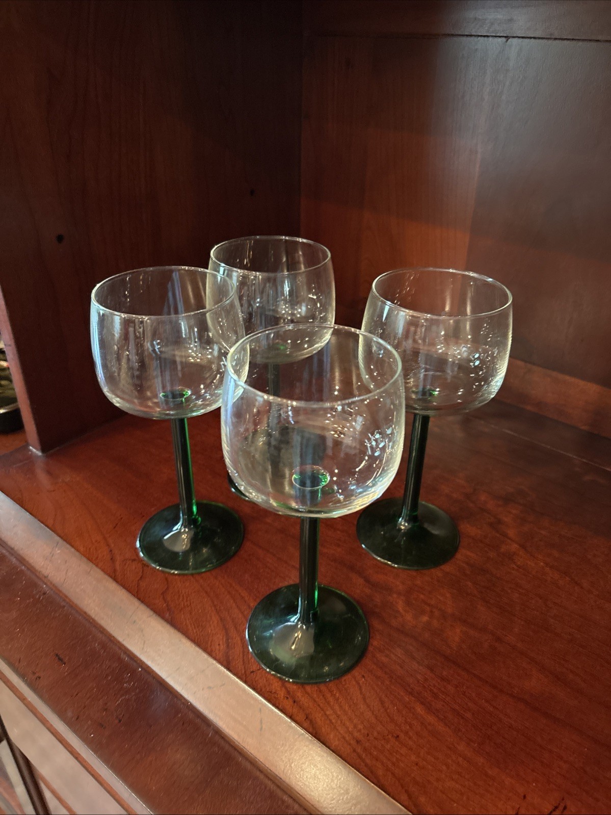 Set 4 Vintage Luminarc France Emerald Green Stem Wine Glasses 6.5” Tall gallery