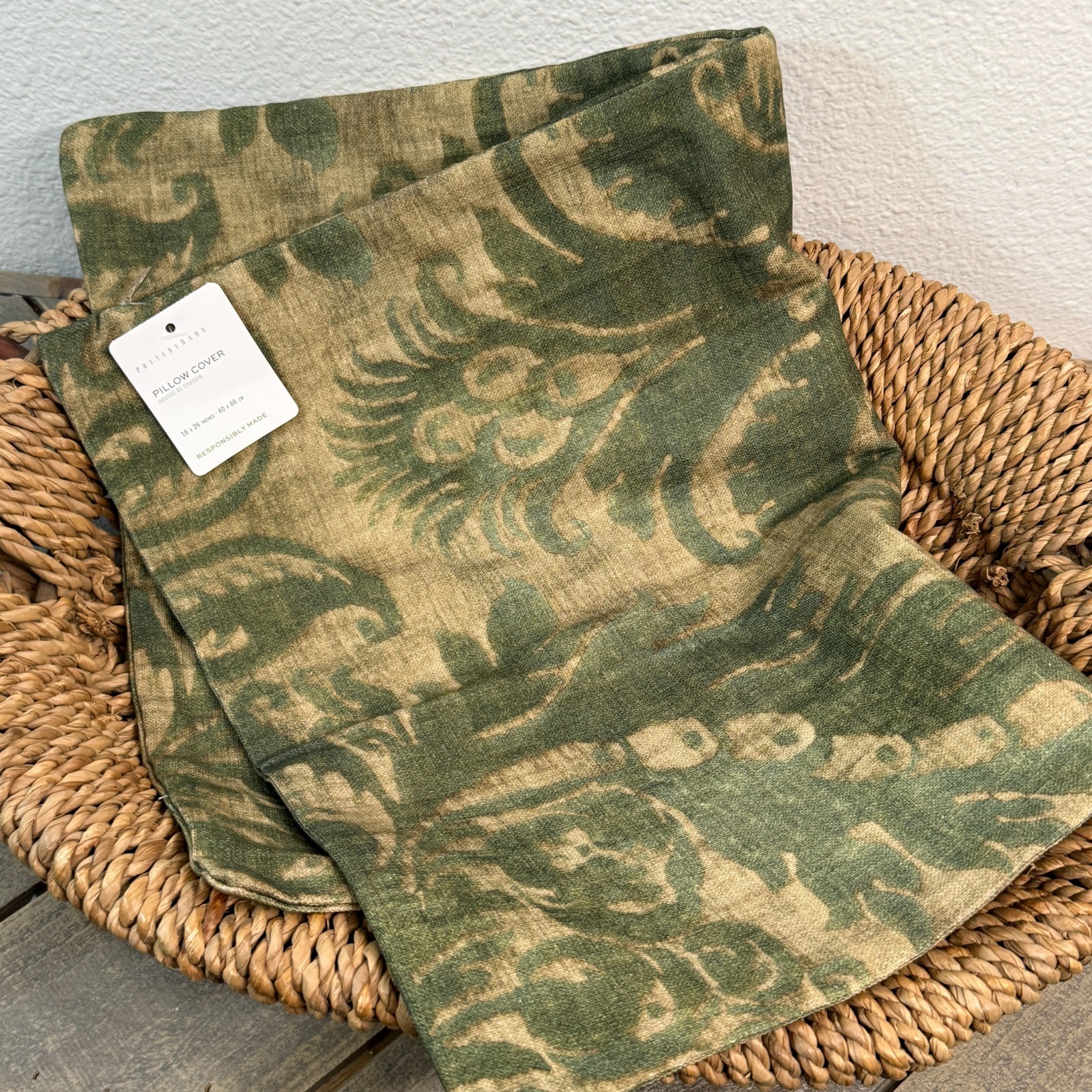 POTTERY BARN DAMASK PRINTED LUMBAR PILLOW COVER 16X26 GREEN/GOLD gallery