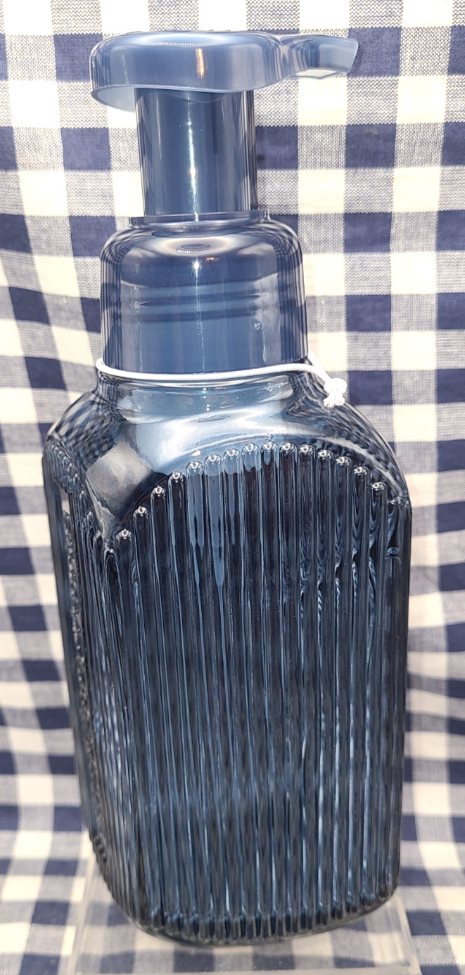 ALL NEW Navy Blue Vertical Lines Foaming Soap Dispenser Bath & Body Works gallery