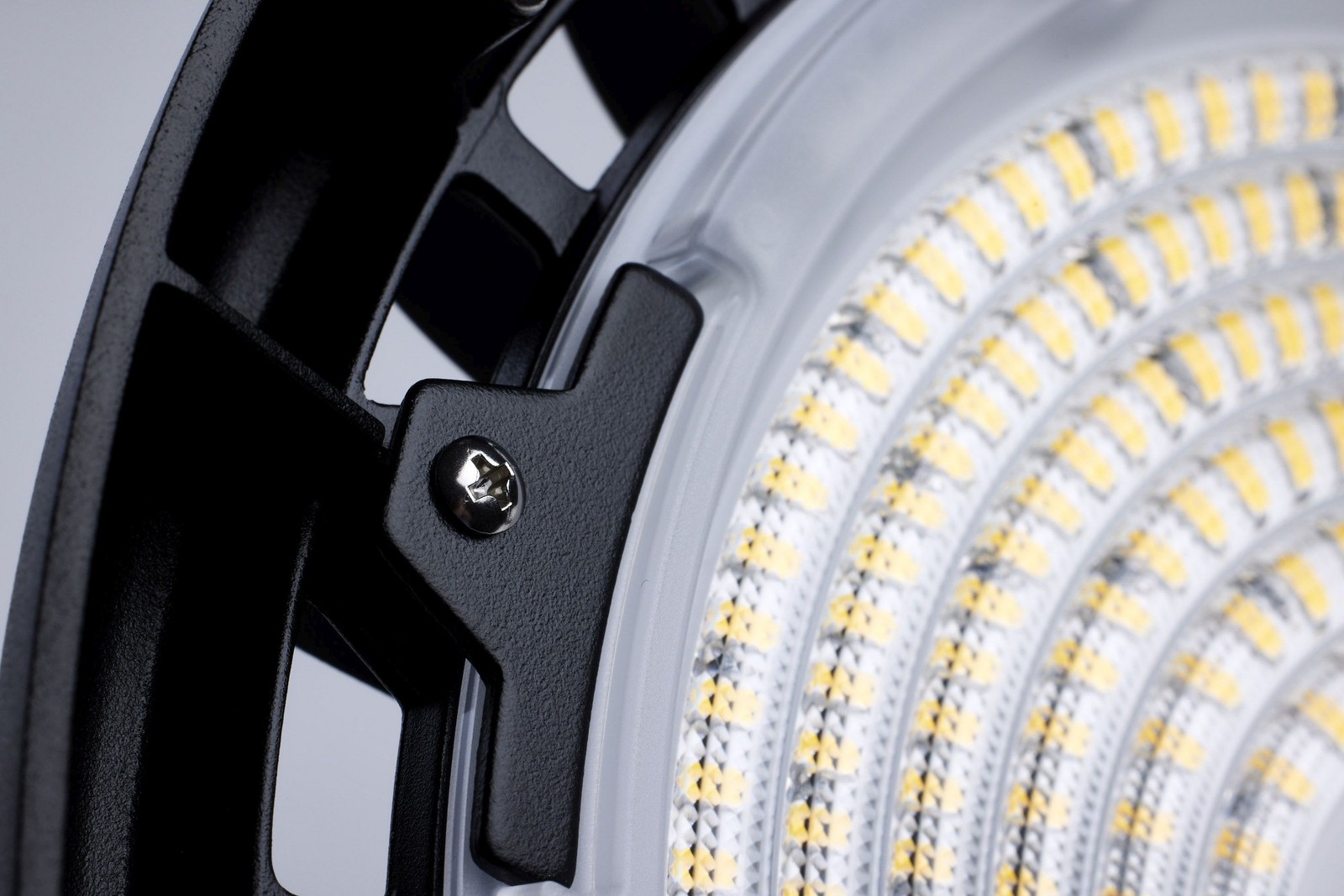 Used Nuvo Lighting 65/786R2 200W LED UFO Hi-Bay Light In Utilitarian Style-8.11 gallery