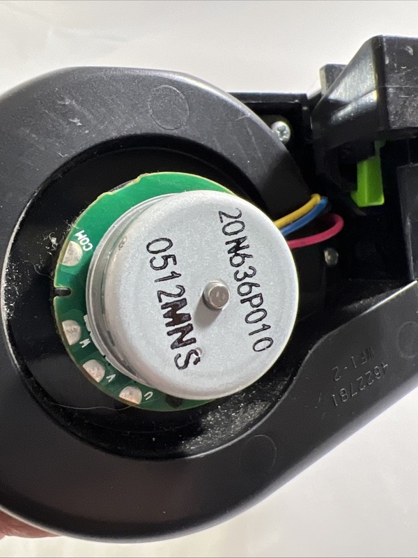 IRobot Roomba Cleaning Head W/ Module Motor e5 e6 i3 i4 i5 i6 i7 i8 J7 J9 j9+ #2 gallery
